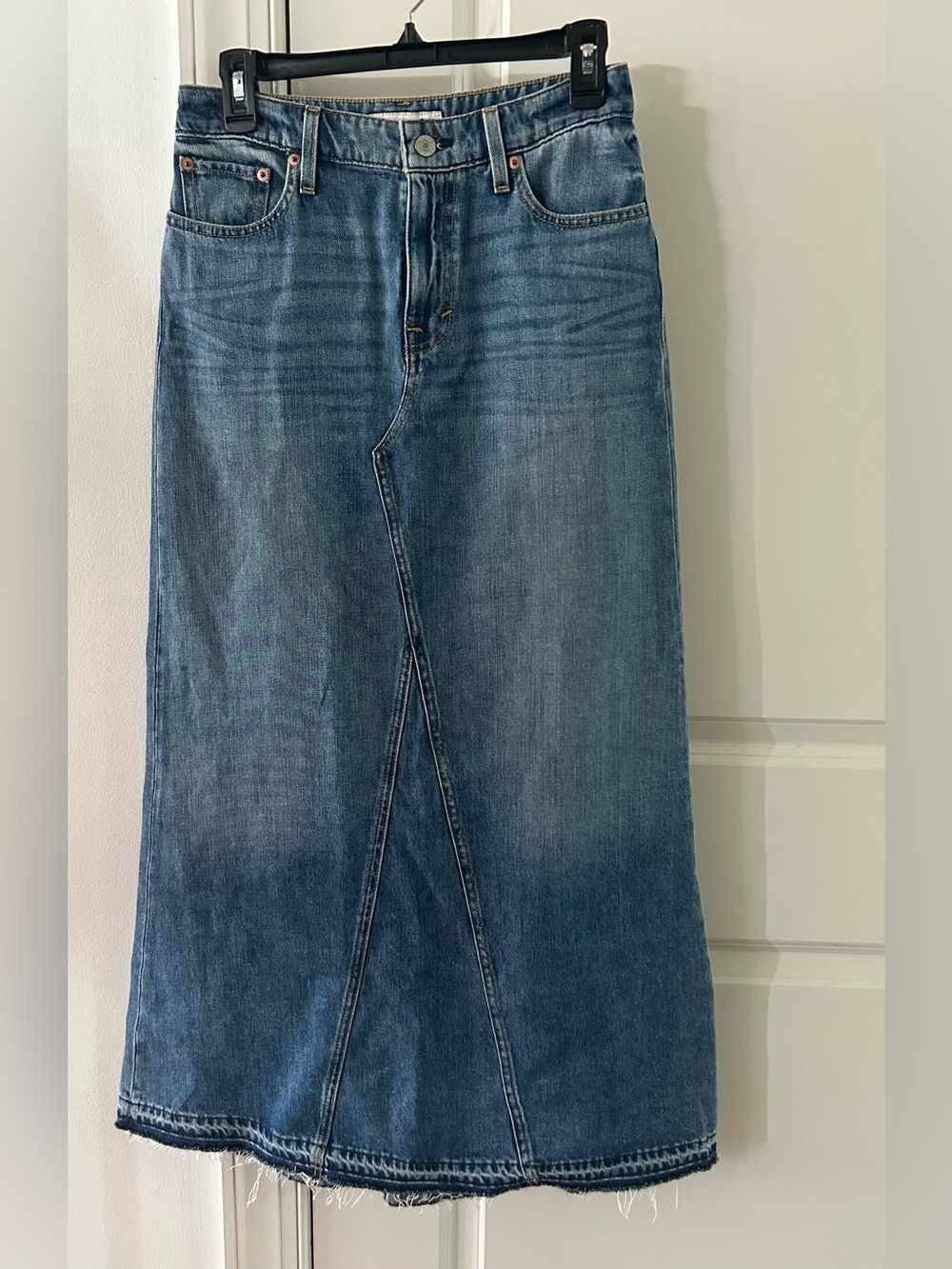 Lucky Brand Denim Maxi Skirt Size 25 Raw Hem Boho Long Jean Skirt Frayed Wash